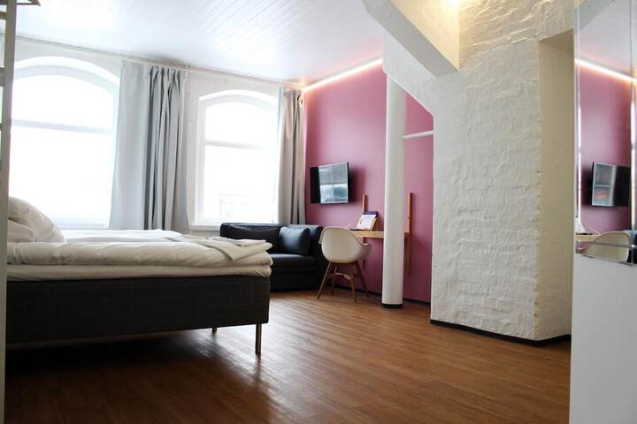 Room 20 of 42