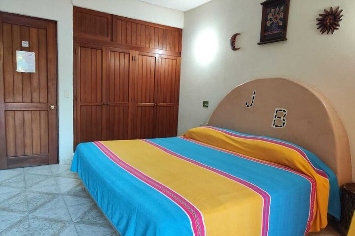 Room 36 of 76