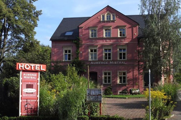 Hotel 43 of 43