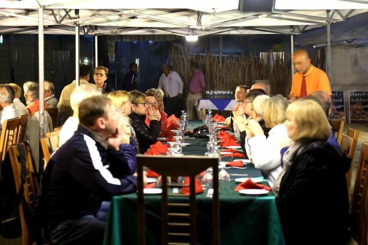Dining 19 of 34