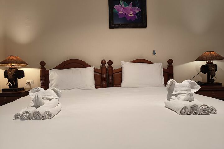Room 8 of 43