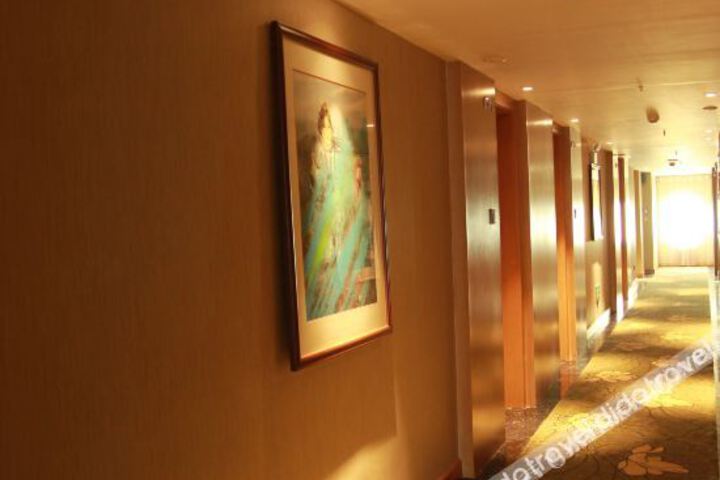 Hotel Interior 16 of 28