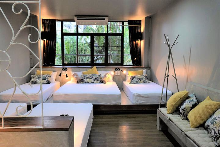 Room 28 of 55