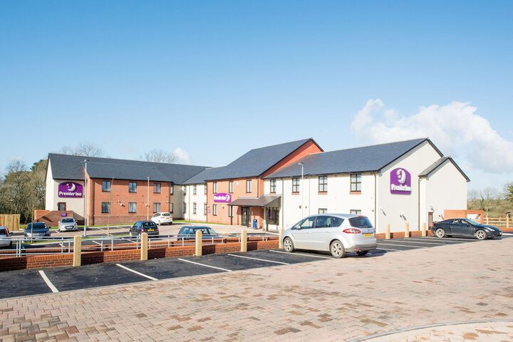 Premier Inn Haverfordwest - North / A40