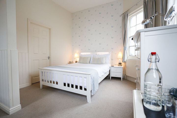 Room 8 of 30