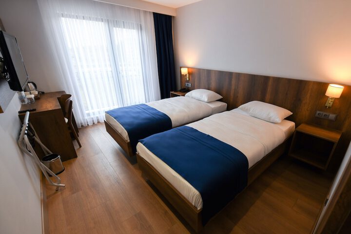Room 14 of 17