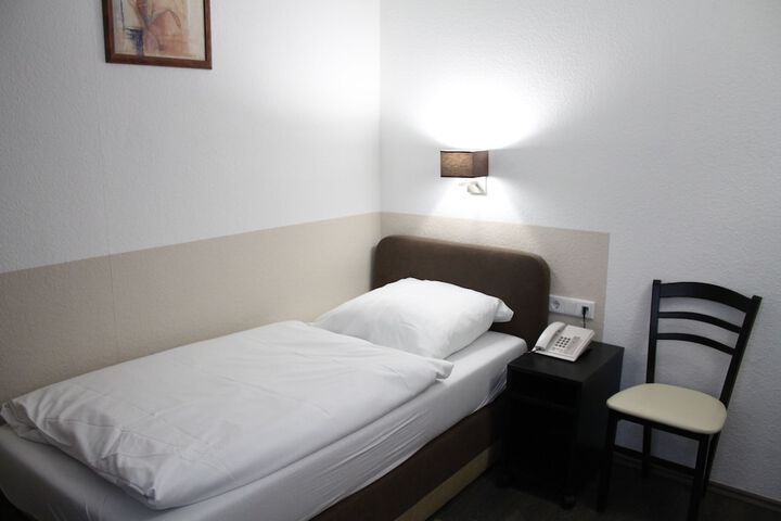 Room 15 of 57