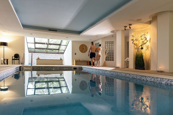 Pool 74 of 150