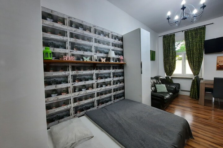 Room 77 of 159