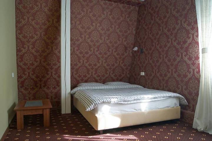 Room 5 of 39