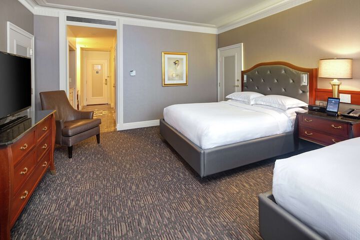 2 Queen Bed Accessible Room (12 of 29)