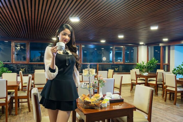 Dining 147 of 189