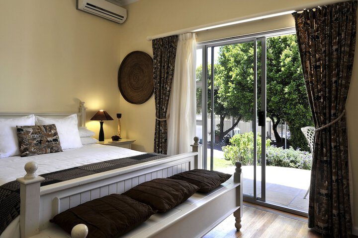 Room 8 of 36