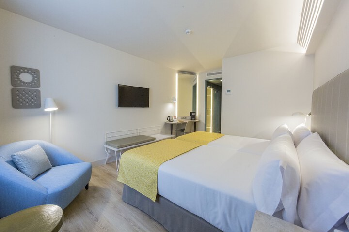 Room 16 of 70