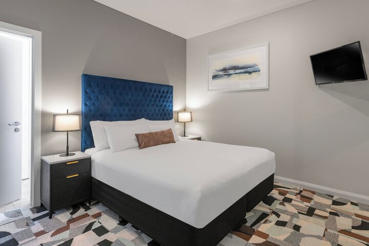 Room 5 of 41