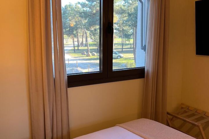 Room 8 of 26