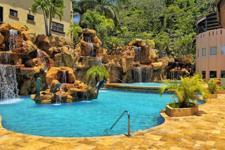 Pool 27 of 66