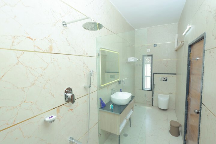 Room 43 of 54