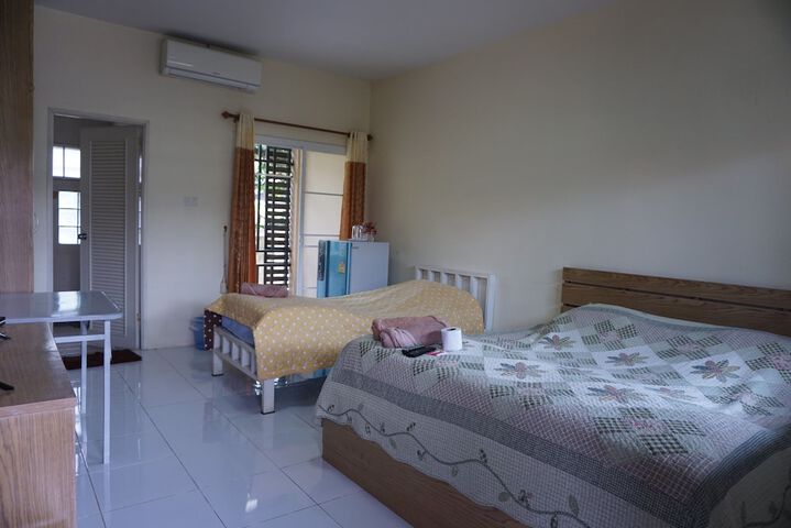 Room 16 of 21