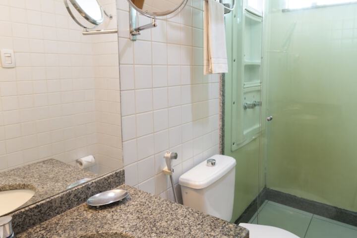 Clean Restrooms