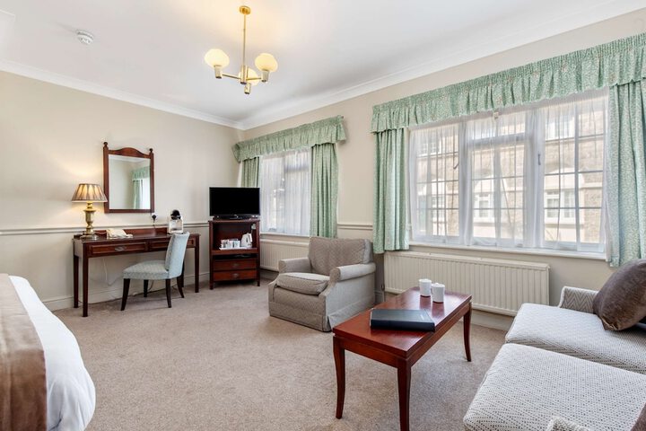 Room 20 of 82