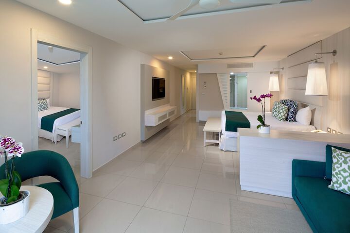 Room 19 of 209