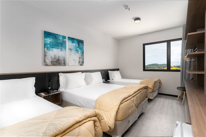 Room 2 of 21
