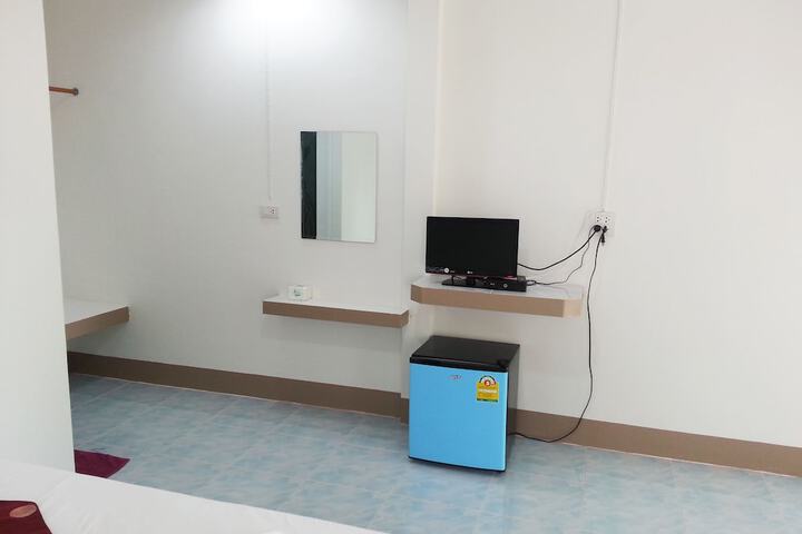 Room 30 of 83