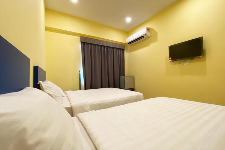 Room 4 of 21