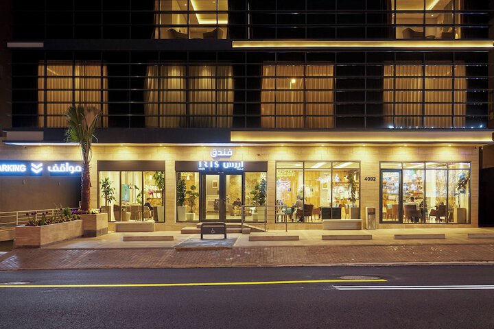 Hotel 77 of 77