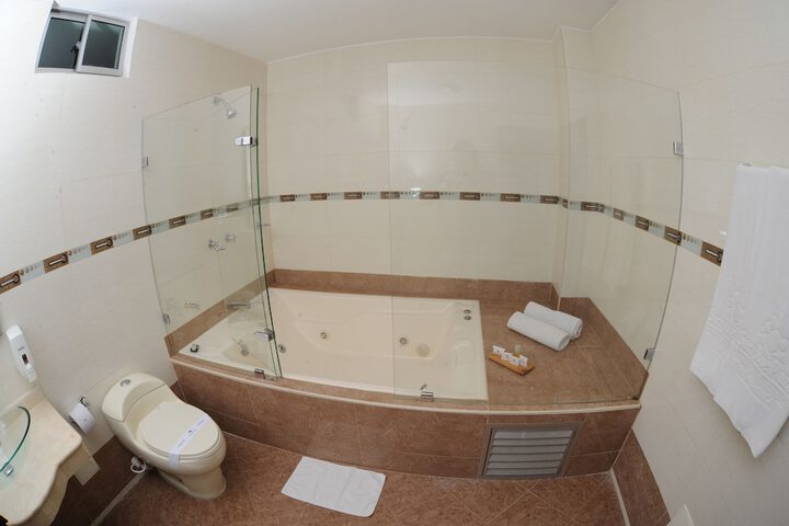 Clean Restrooms