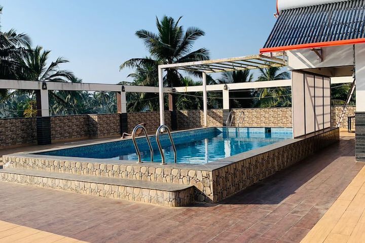 Pool 26 of 49