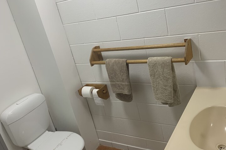 Room 44 of 85