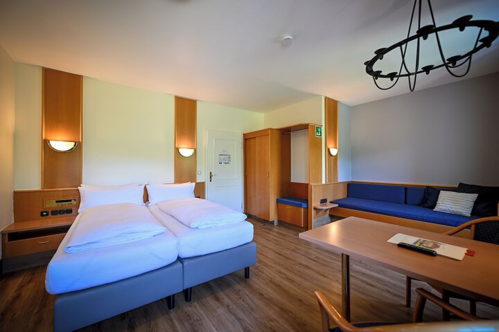 Room 14 of 51