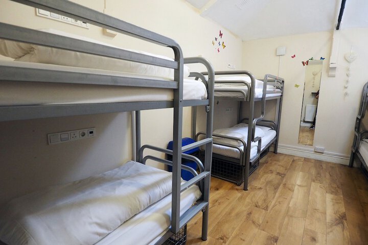 Room 9 of 43