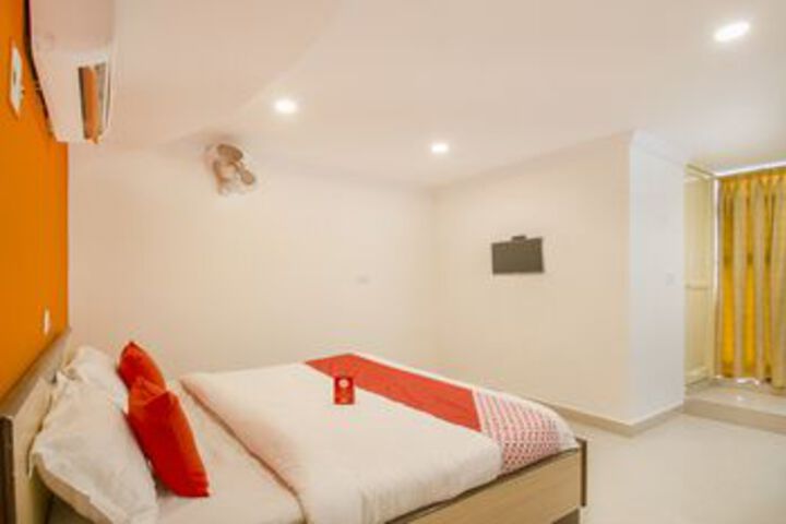Room 10 of 22