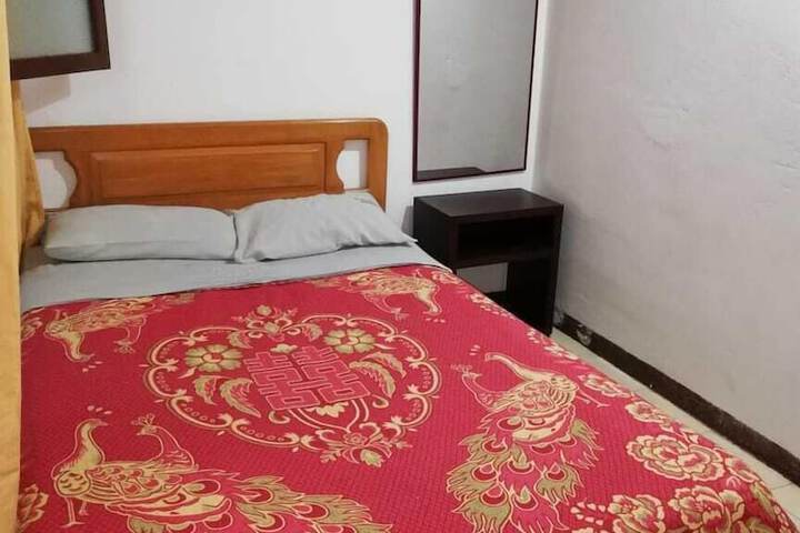Room 4 of 46