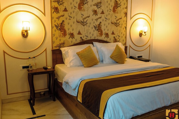 Room 96 of 159