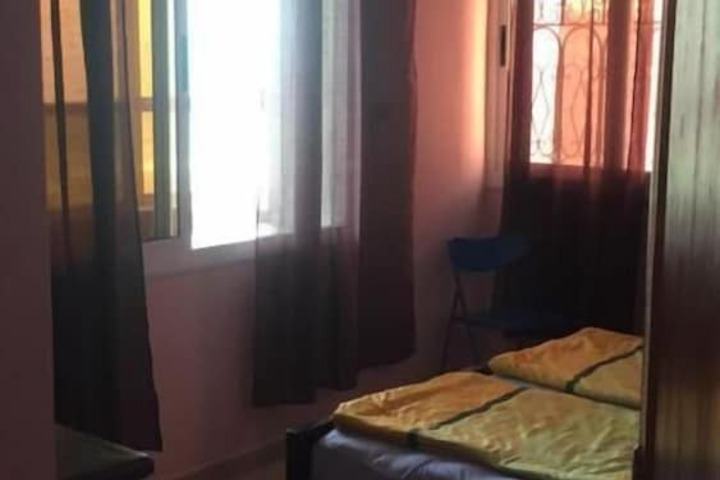 Room 4 of 35