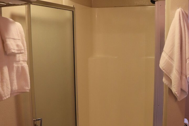 Room 420 of 504