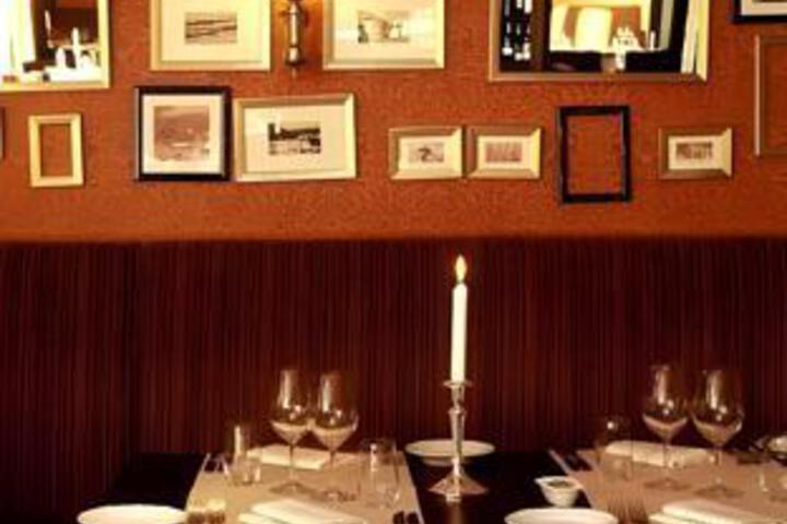 Dining 19 of 23