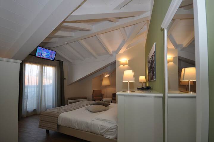 Room 21 of 56