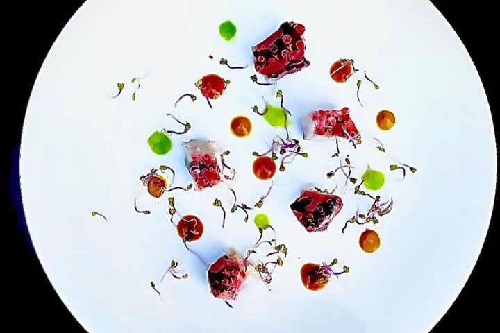 Dining 34 of 58