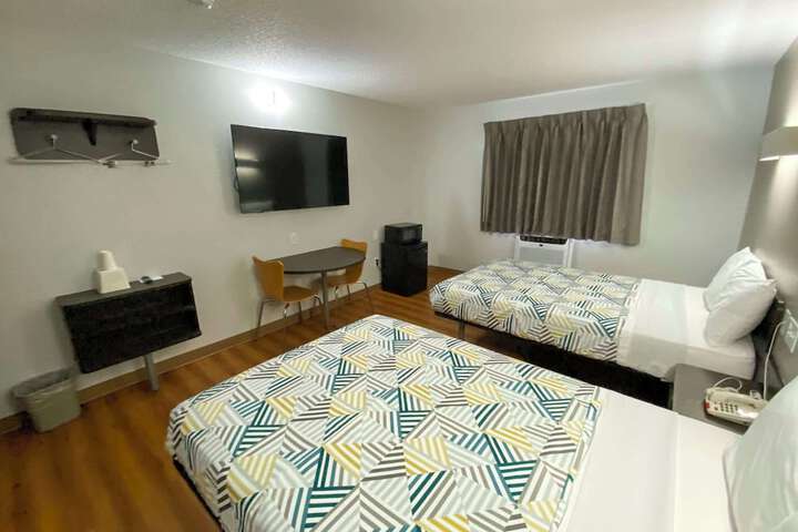 2 Double Beds (2 of 7)
