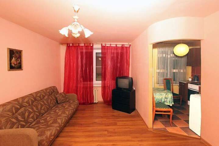 Room 16 of 26