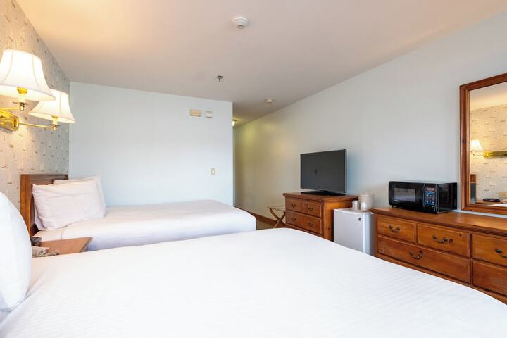 Room 47 of 173
