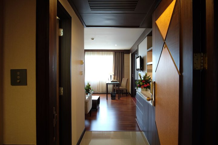 Room 23 of 75