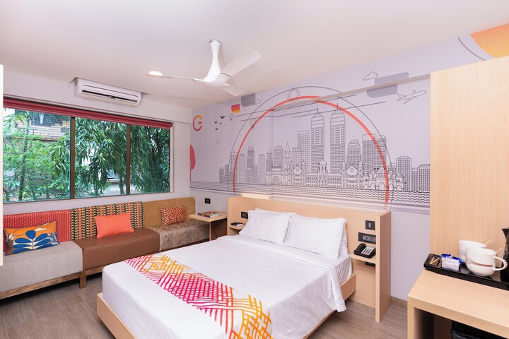 Room 16 of 53