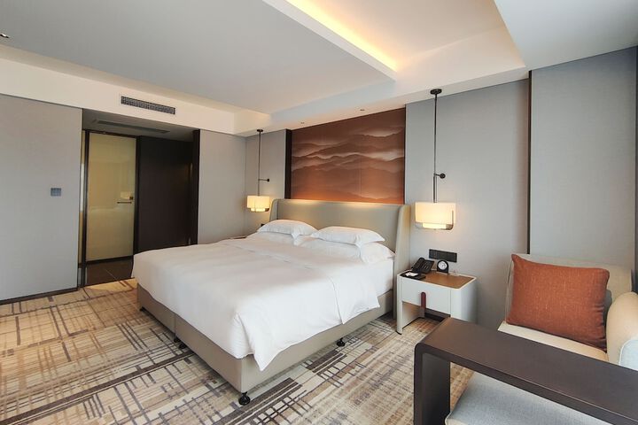 Room 15 of 61