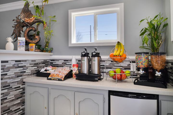 Breakfast area
